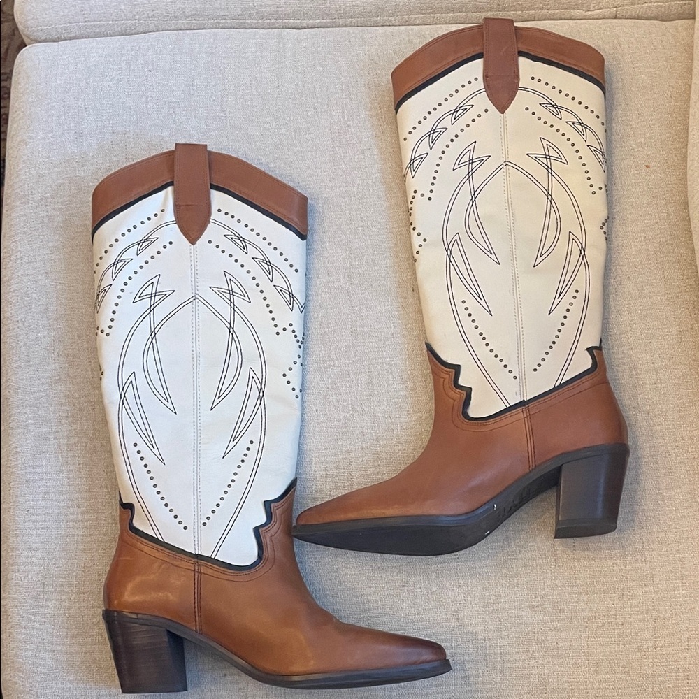 Frye Sara Studded Western Boot - Picture 2 of 6